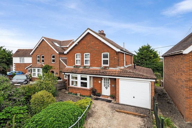 3 bed property, in Rooksbury Road, £500,000