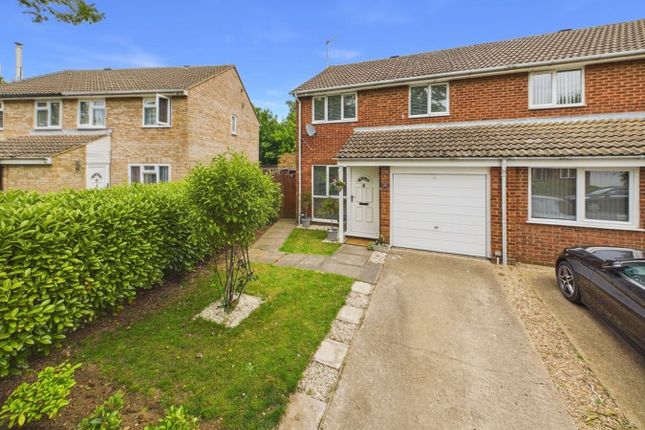 3 bed property, in Lords Wood, £485,000