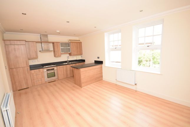 1 bed property, in 1 Hale Road, £200,000