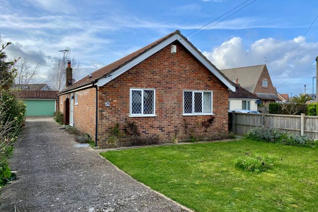 2 bed property, in Lion Road, £485,000