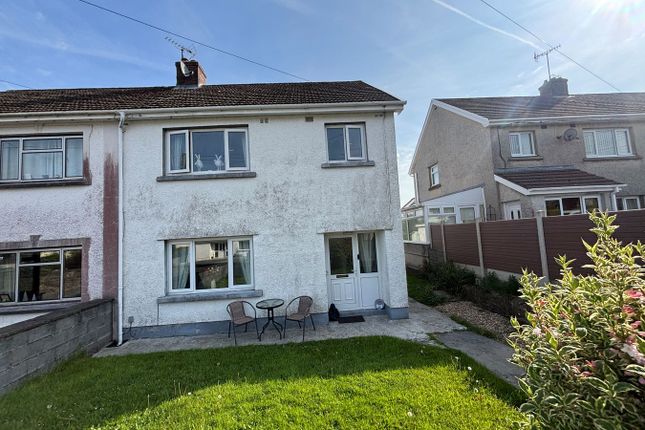 3 bed property, in Cwmann, £205,000
