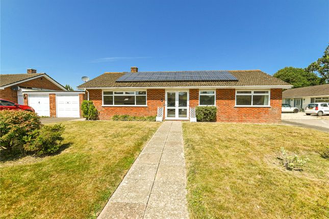 3 bed property, in Fox Field, £465,000