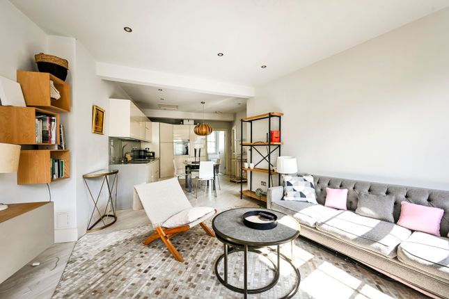 3 bed property, in Causton Street, £1,295,000