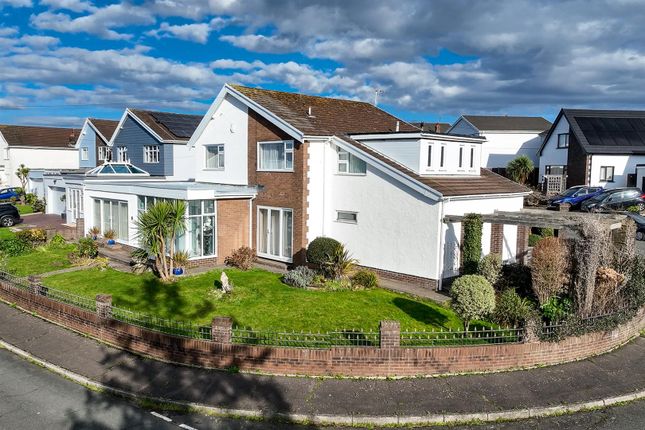 4 bed property, in Long Shepherds Drive, £649,995