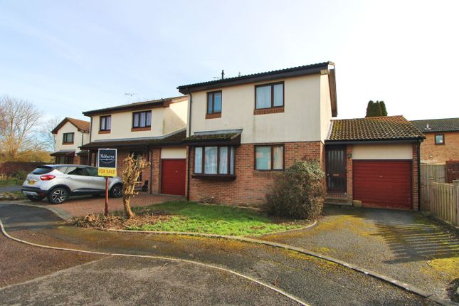 3 bed property, in Walshe Avenue, £375,000