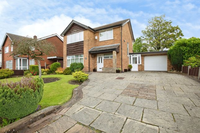 3 bed property, in Grove Crescent, £475,000