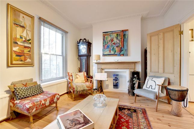 4 bed property, in Woolwich Road, £895,000