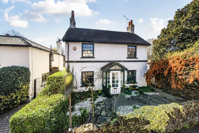 5 bed property, in Halfway Street, £1,000,000