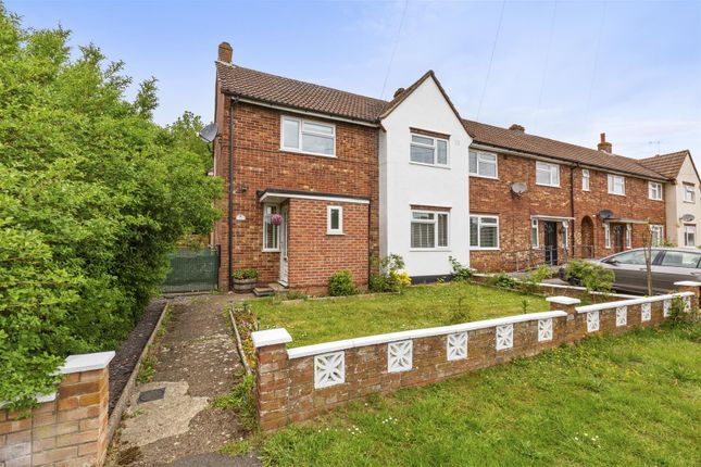 4 bed property, in Chiltern Avenue, £495,000