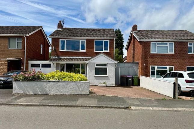 3 bed property, in 12 Stanmore Drive, £39,000