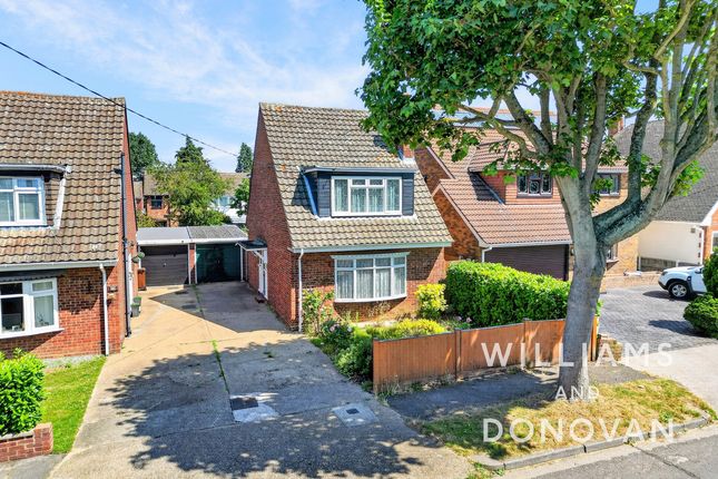 3 bed property, in Bradley Avenue, £350,000