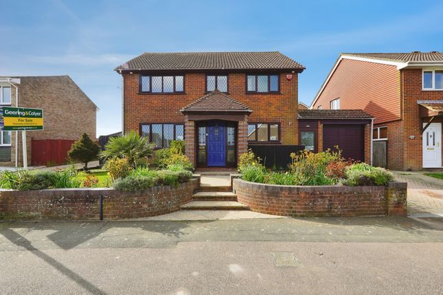 4 bed property, in Cranleigh Drive, £400,000