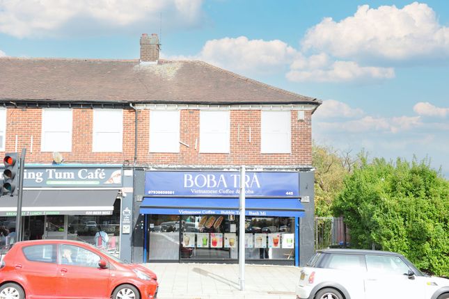 2 bed property, in Victoria Road, £210,000
