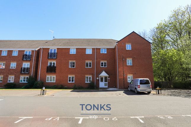 2 bed property, in Century Way, £150,000