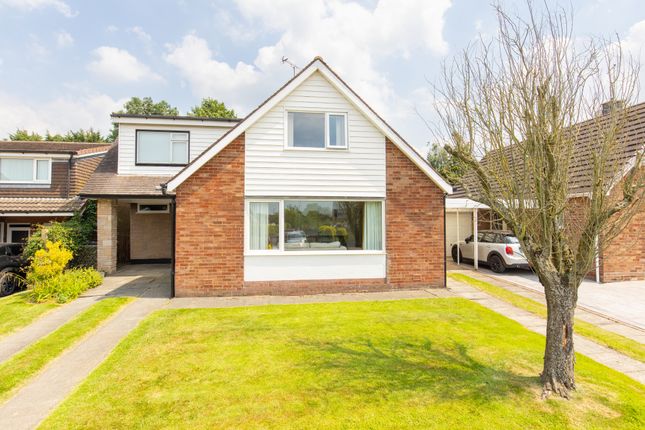 5 bed property, in Franklands, £425,000