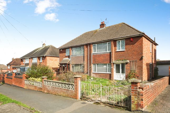 3 bed property, in Halford Lane, £290,000