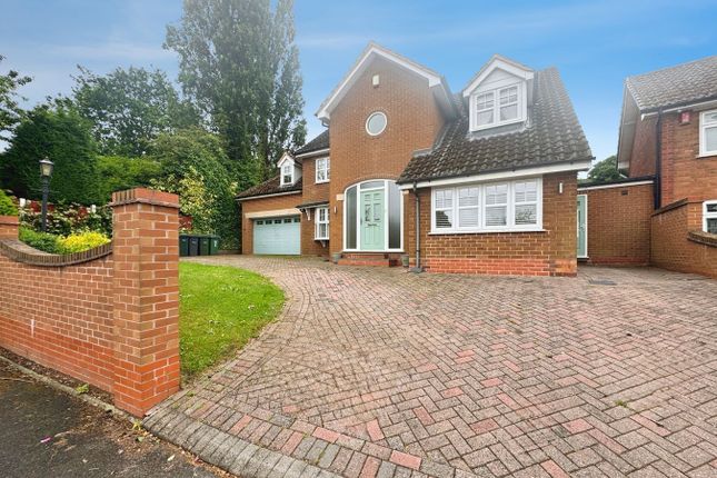 4 bed property, in Cottesmore Close, £585,000