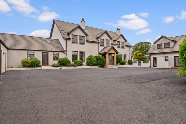 6 bed property, in Hallburn Farm, £1,275,000