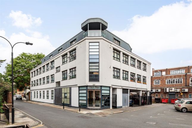 2 bed property, in Down Place W6, £550,000