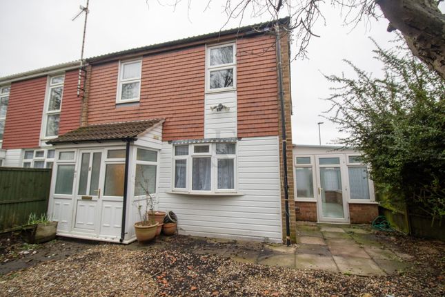 3 bed property, in Coatbridge Avenue, £220,000