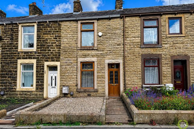 2 bed property, in Manchester Road, £149,950