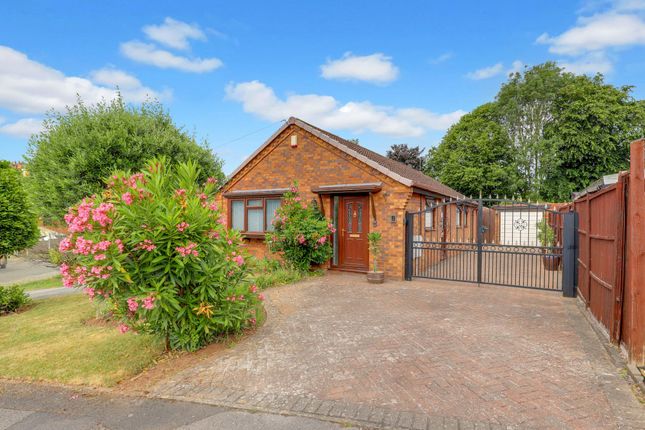 3 bed property, in Kestrel Close, £230,000
