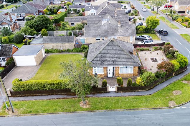 3 bed property, in White Walk, £350,000