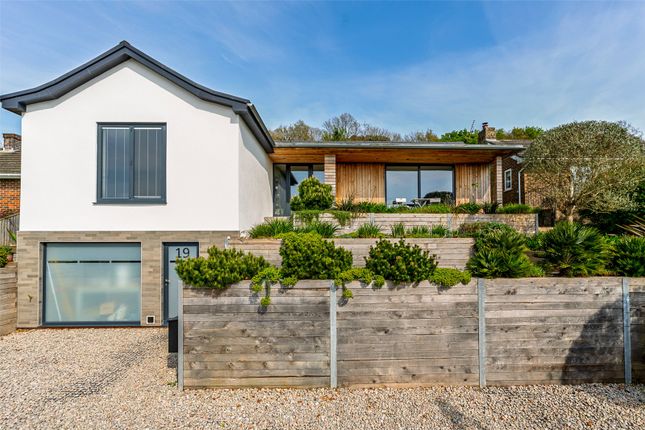 3 bed property, in Kearsley Drive, £850,000