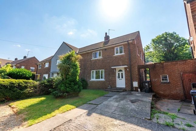 4 bed property, in Arnall Drive, £425,000
