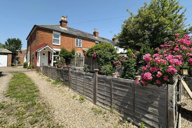 2 bed property, in Clarence Road, £350,000
