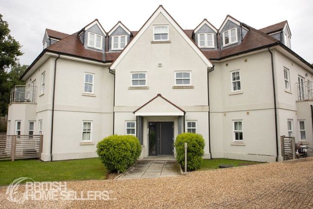 2 bed property, in Bell Lane, £325,000