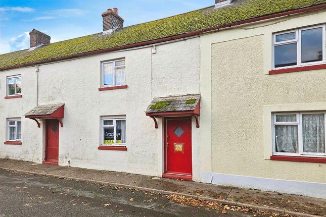 2 bed property, in Avenue Terrace, £200,000