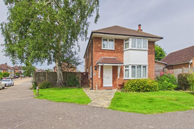 4 bed property, in Curzon Avenue, £650,000