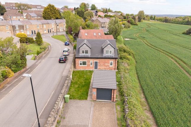 4 bed property, in 19 Stoney Lane, £275,000