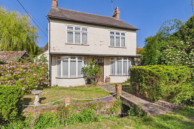 3 bed property, in Stert Road, £800,000