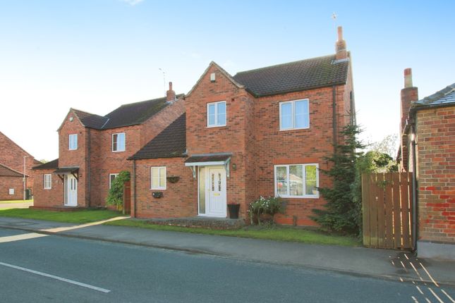 5 bed property, in Main Street, £295,000