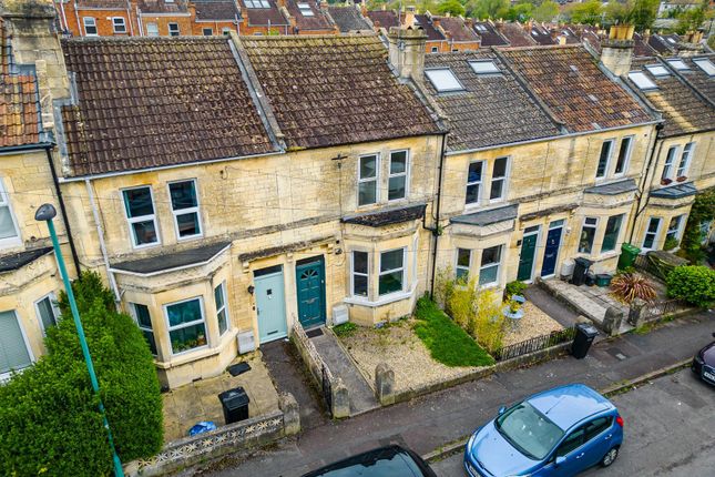 6 bed property, in Osborne Road, £375,000