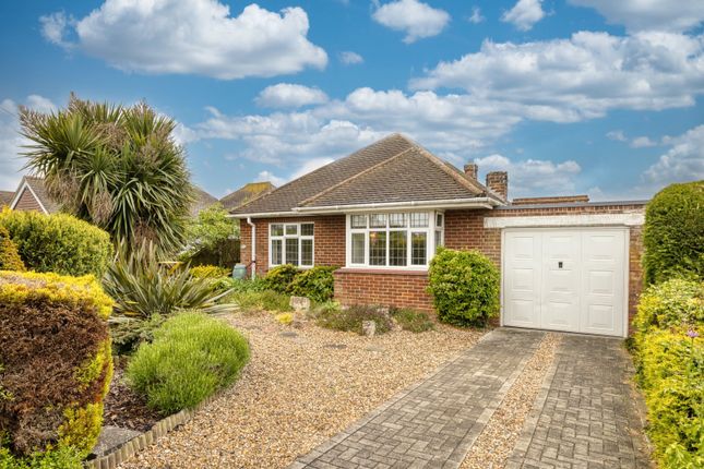 2 bed property, in Salisbury Avenue, £400,000