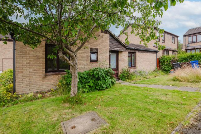2 bed property, in Wessex Gardens, £340,000