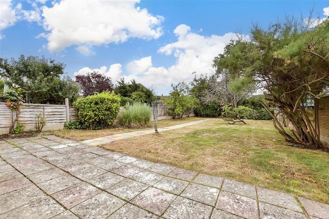 3 bed property, in Aultone Way, £600,000