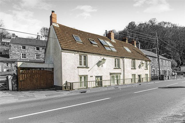 4 bed property, in Redbrook, £450,000