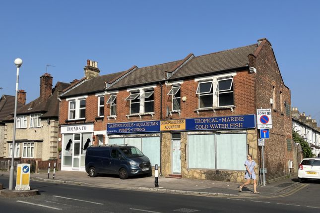 Studio, in 308-310 Croydon Road, £650,000