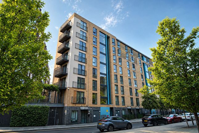 Land, in Crawford Court, £245,000
