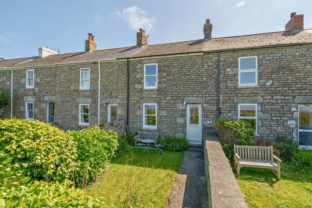 2 bed property, in Pleasant Terrace, £265,000