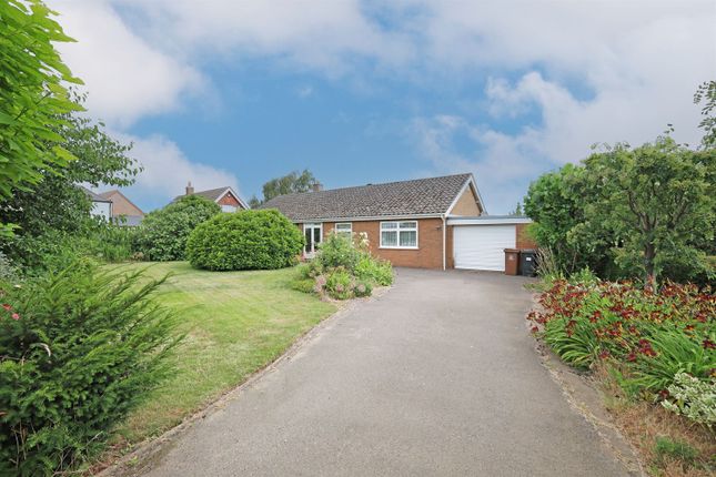 3 bed property, in Wainfleet Road PE21, £265,000