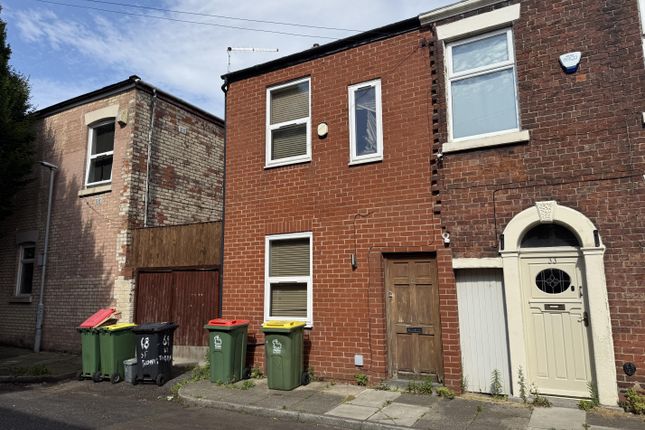 4 bed property, in 32 Shuttleworth Road, £25,000