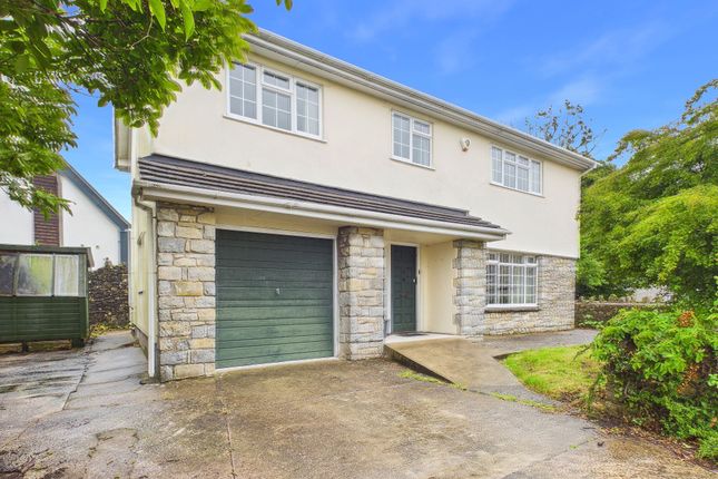 4 bed property, in Orchard Close, £435,000