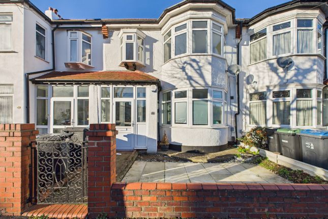3 bed property, in Thornton Heath, £495,000