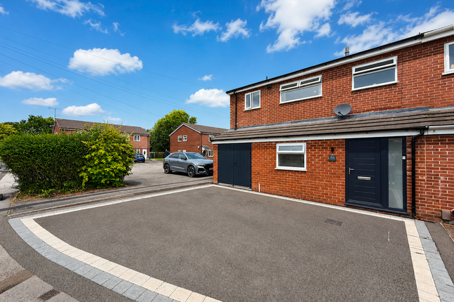 4 bed property, in Dunvegan Road, £425,000