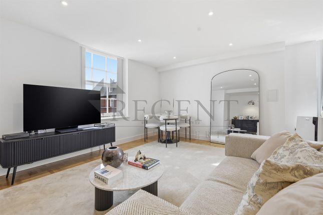 1 bed property, in Peacock Court, £475,000
